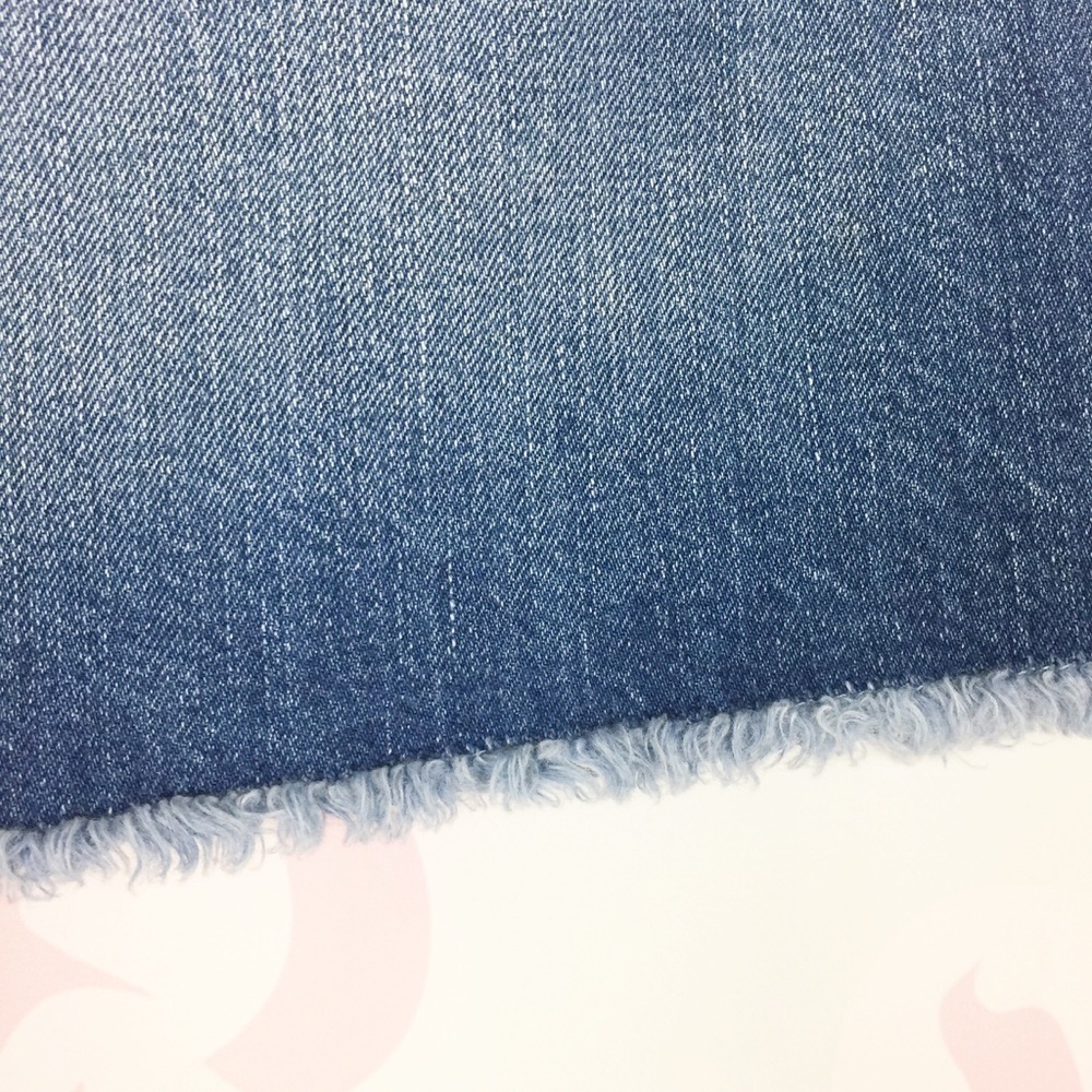 FRAME Denim Medium Wash Frayed Mini Skirt 28 - Picture 4 of 7